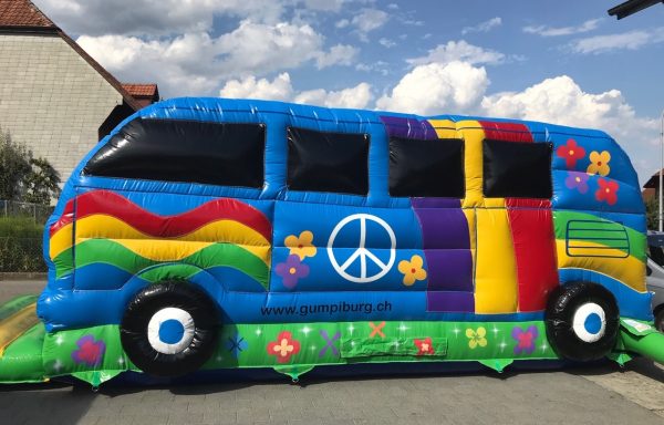 Hüpfburg Hippie Bus
