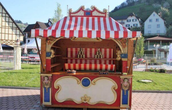 Marktstand Büchsenwerfen Nostalgie